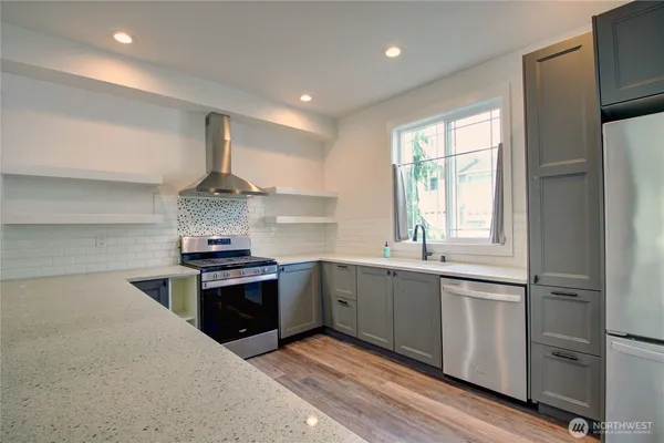 $434,500 | 313 East Hazel Street, Unit D, Mount Vernon, WA 98273