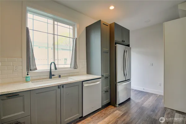 $434,500 | 313 East Hazel Street, Unit D, Mount Vernon, WA 98273