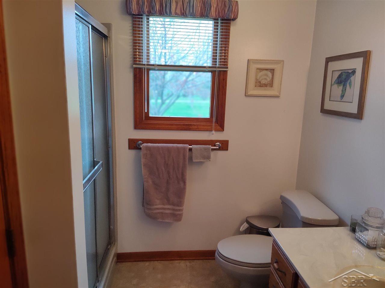 3805 Pierce Road Saginaw, MI 48604 - Photo 8 of 16 50072767-7.JPG