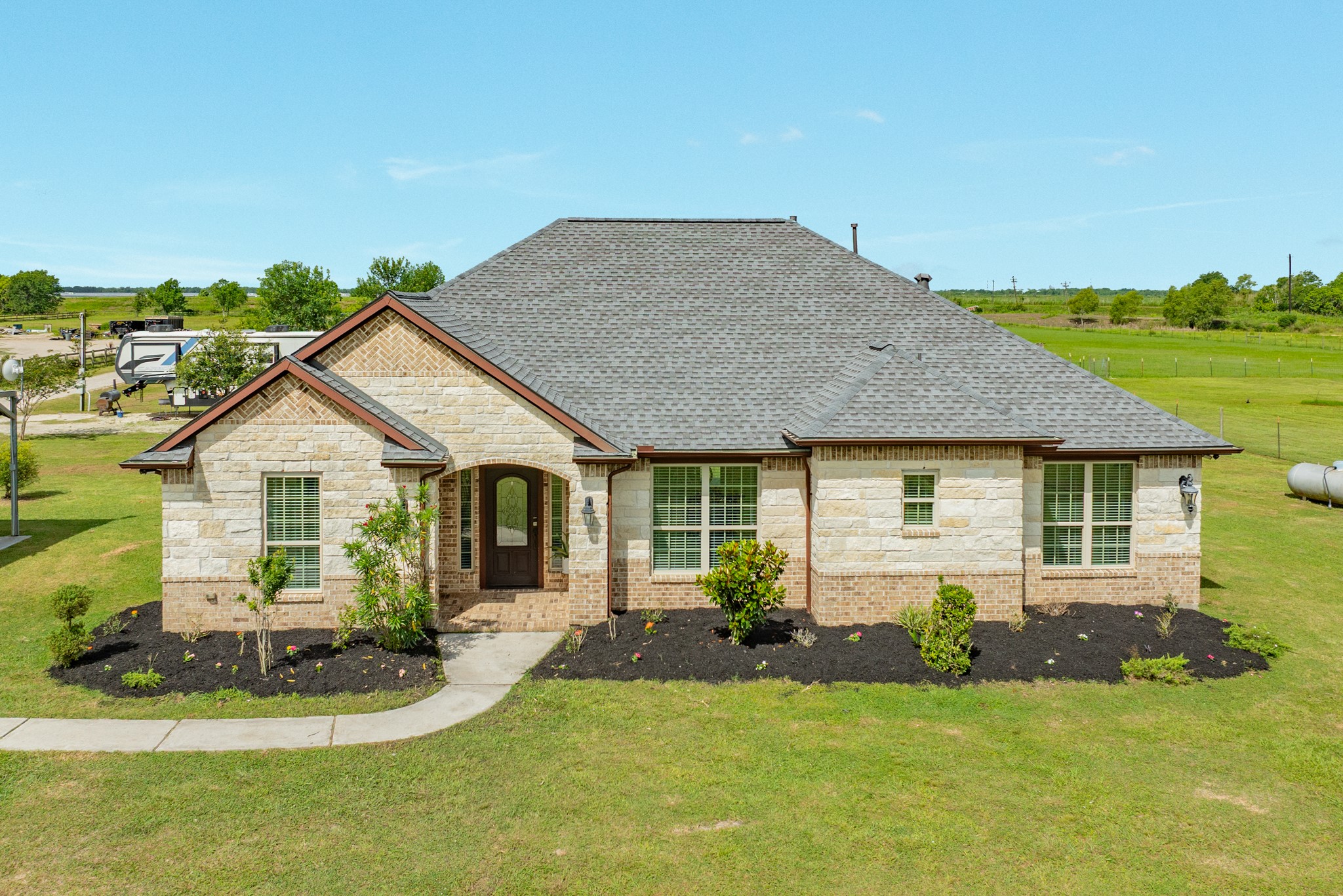 2180 County Road 212 Angleton, TX 77515 - Photo 10 of 46