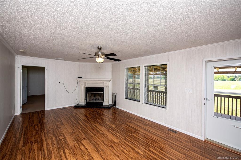 4086 Saluda Road Rock Hill, SC 29730 - Photo 12 of 36 Gallery Image 12