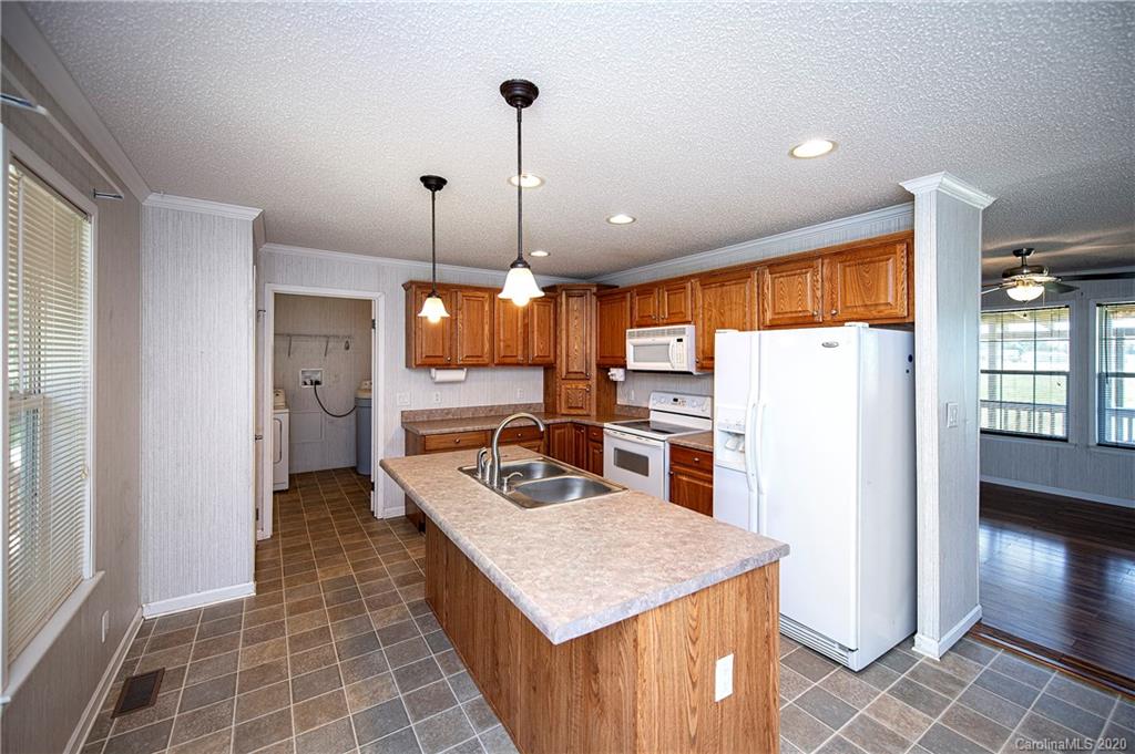 4086 Saluda Road Rock Hill, SC 29730 - Photo 17 of 36 Gallery Image 17