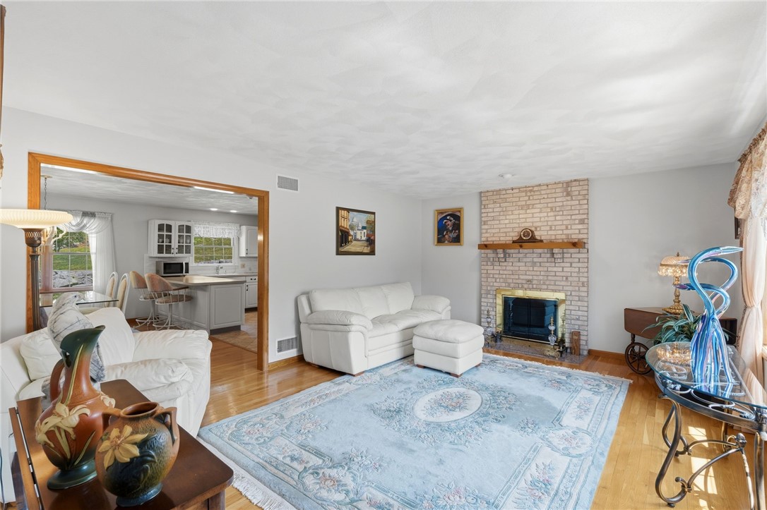 203 Tara Lane Woonsocket, RI 02895 - Photo 6 of 45