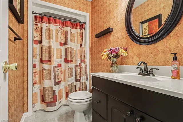 $399,990 | 103 Oriole Drive, New London, NC 28127