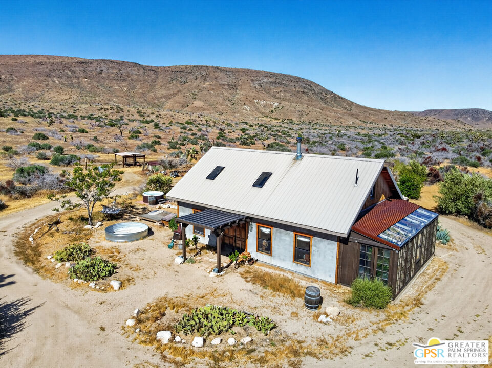 53408 Stud Valley Road Pioneertown, CA 92268 - Photo 9 of 49