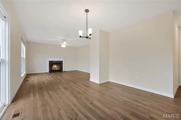 $459,900 | 360 Winding Bluffs Court, Fenton, MO 63026
