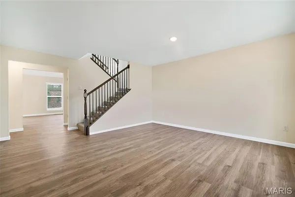 $459,900 | 360 Winding Bluffs Court, Fenton, MO 63026
