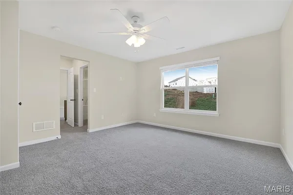 $459,900 | 360 Winding Bluffs Court, Fenton, MO 63026