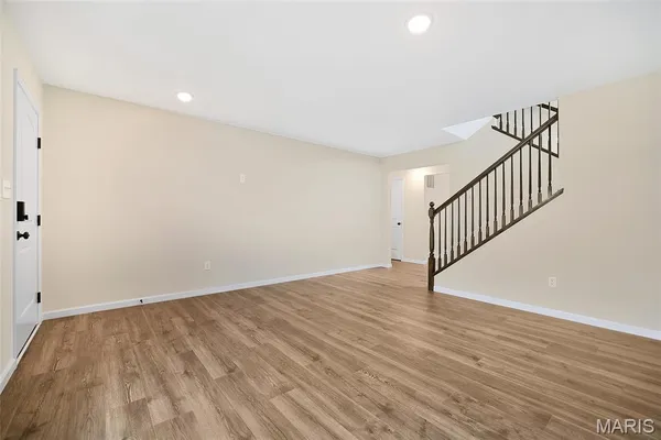 $459,900 | 360 Winding Bluffs Court, Fenton, MO 63026