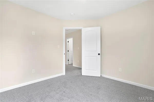 $459,900 | 360 Winding Bluffs Court, Fenton, MO 63026
