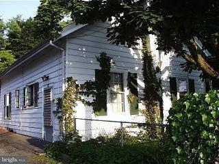 3032 Burd Coleman Road Lebanon, PA 17042 - Photo 5 of 6 Gallery Image 5