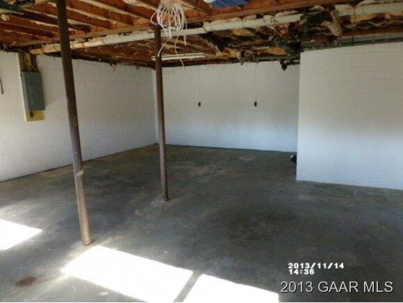 1842 Cherokee Road Waynesboro, VA 22980 - Photo 16 of 21 Gallery Image 16