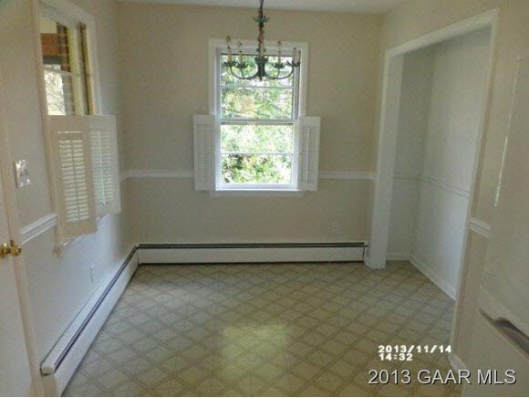 1842 Cherokee Road Waynesboro, VA 22980 - Photo 5 of 21 Gallery Image 5