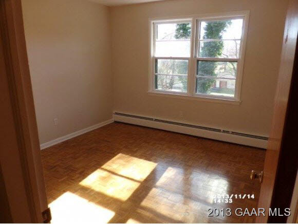 1842 Cherokee Road Waynesboro, VA 22980 - Photo 8 of 21 Gallery Image 8