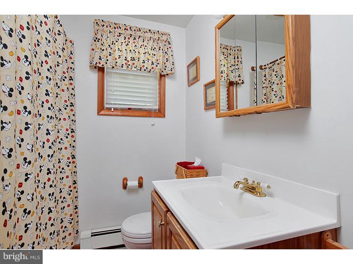 6086 Lake Road Newfield, NJ 08344 - Photo 11 of 17