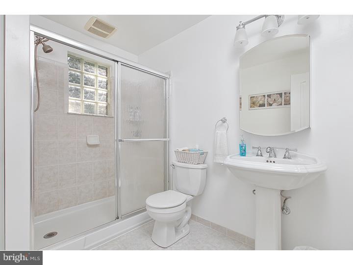 6086 Lake Road Newfield, NJ 08344 - Photo 13 of 17