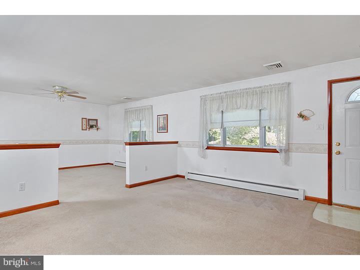 6086 Lake Road Newfield, NJ 08344 - Photo 5 of 17