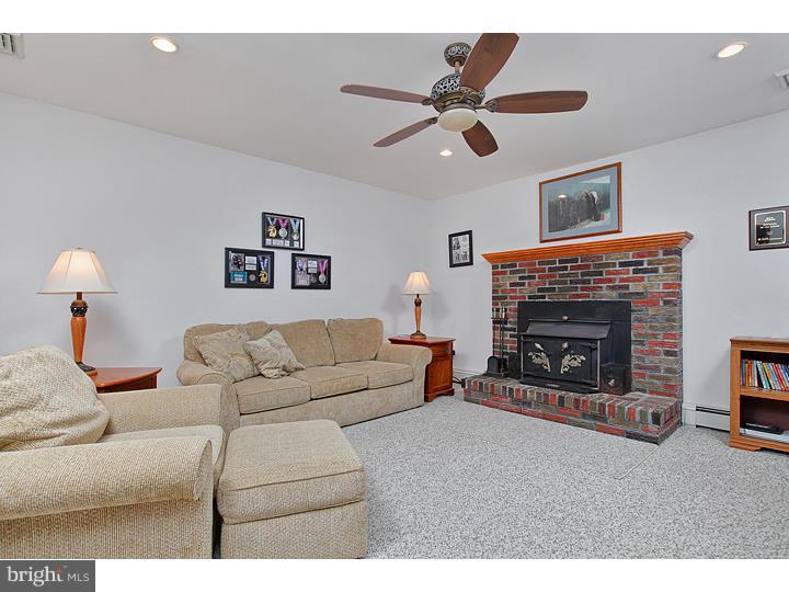 6086 Lake Road Newfield, NJ 08344 - Photo 9 of 17