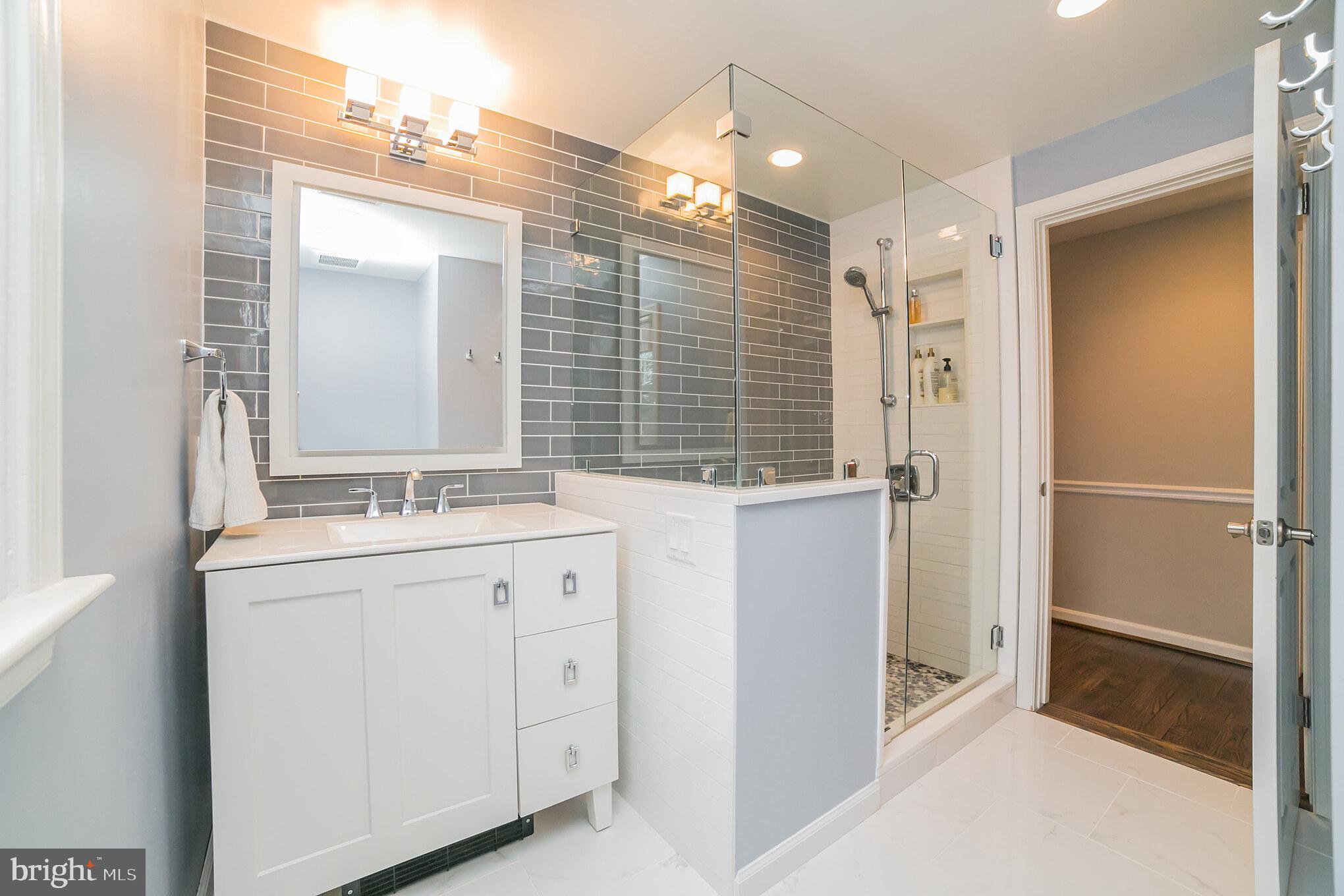 708 Monument Road Malvern, PA 19355 - Photo 25 of 39 Full bathroom.