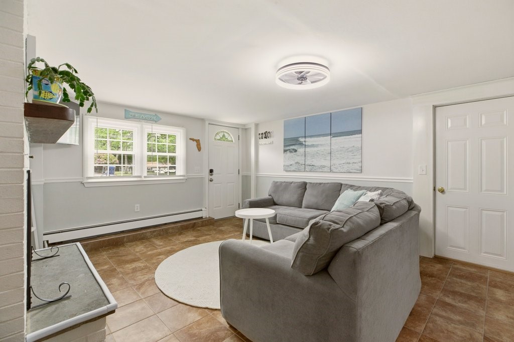 78 Grand View Road East Greenwich, RI 02818 - Photo 31 of 47