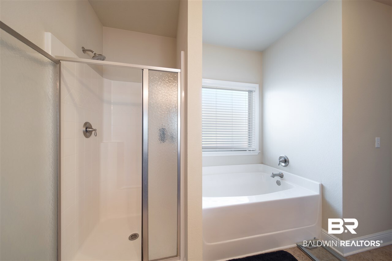 1042 Tampa Avenue Foley, AL 36535 - Photo 18 of 37