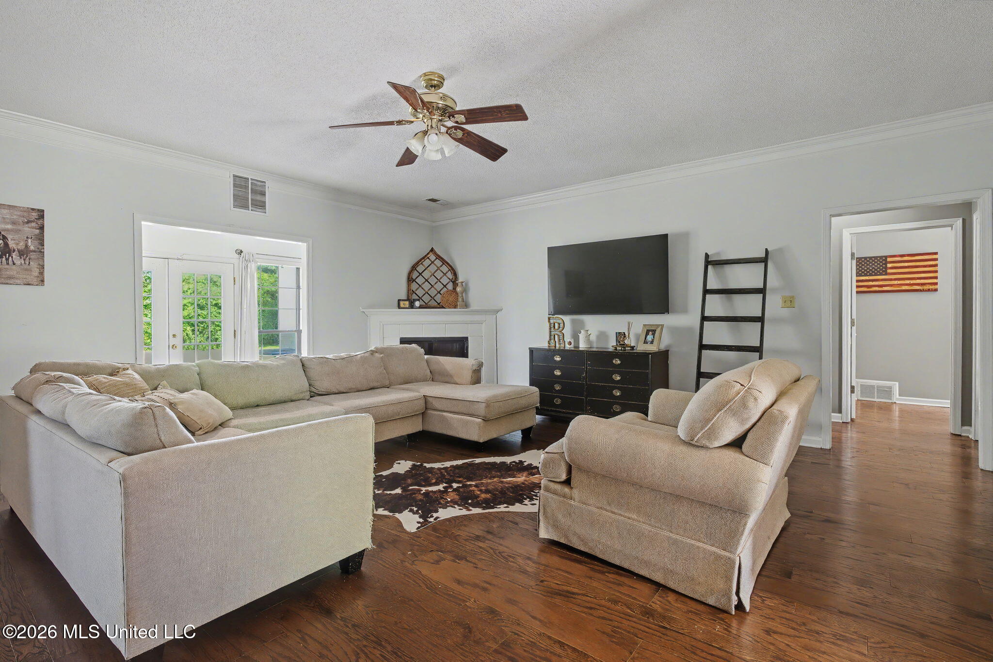 13960 Fairview Road Byhalia, MS 38611 - Photo 12 of 34 Great Room 2
