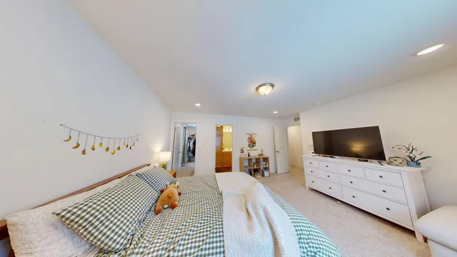 $344,900 | 803 Parkwood Drive, Greenville, MI 48838