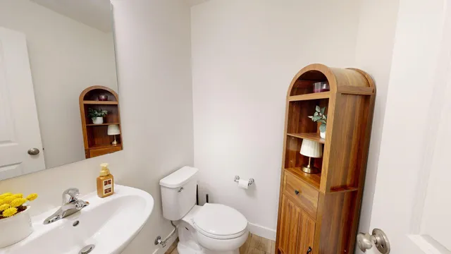 $344,900 | 803 Parkwood Drive, Greenville, MI 48838