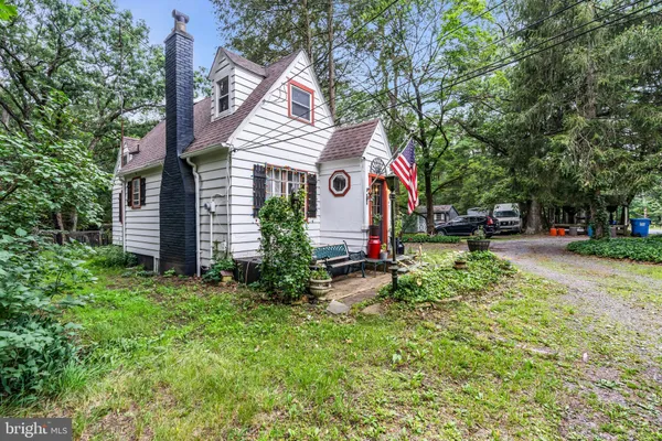 $725,000 | 747 West Veterans Highway, Jackson, NJ 08527