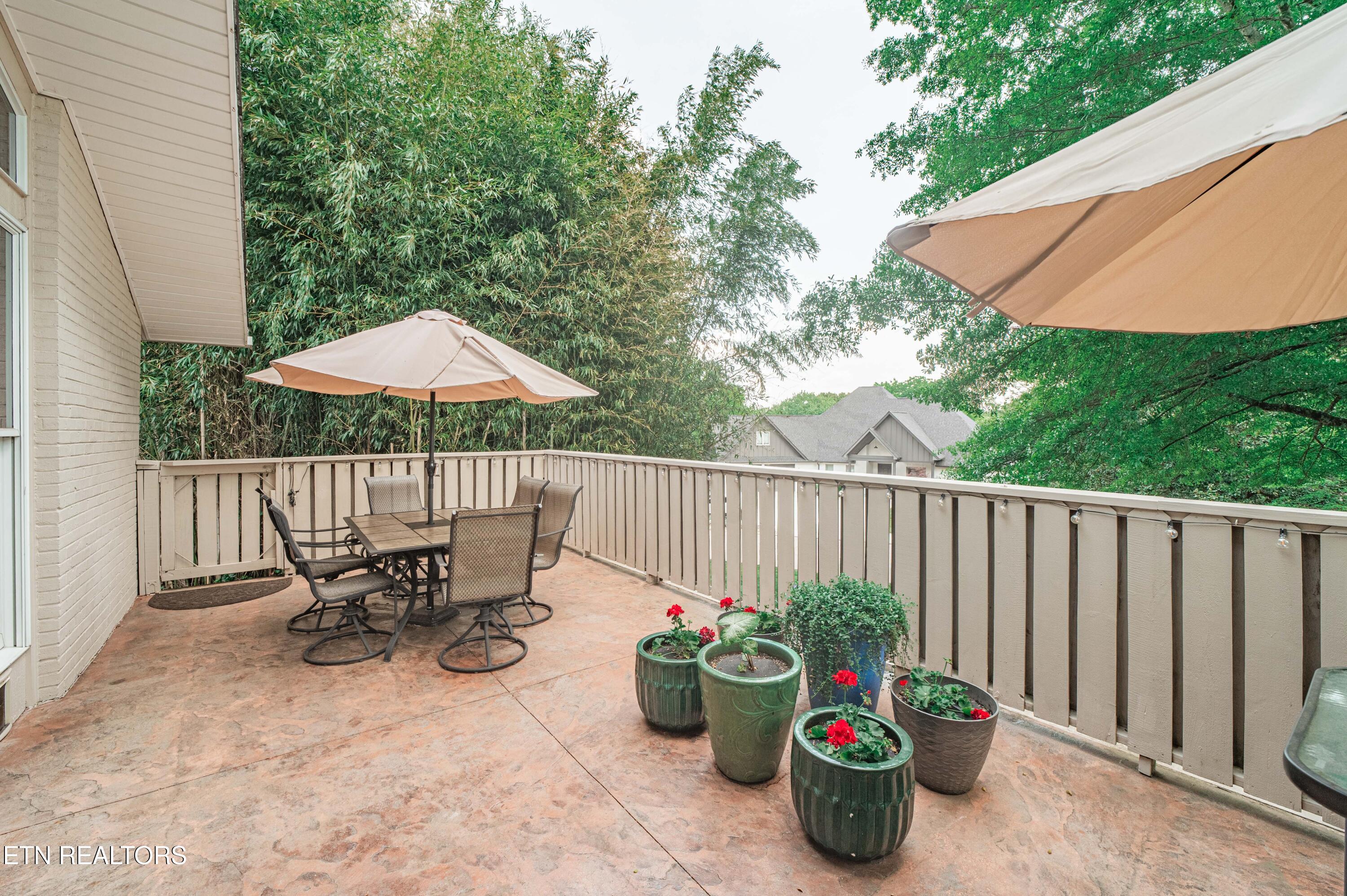 213 Golf Club Road Knoxville, TN 37919 - Photo 15 of 52 Axe-and-Arrow-Media-213-golfclub-V2-59