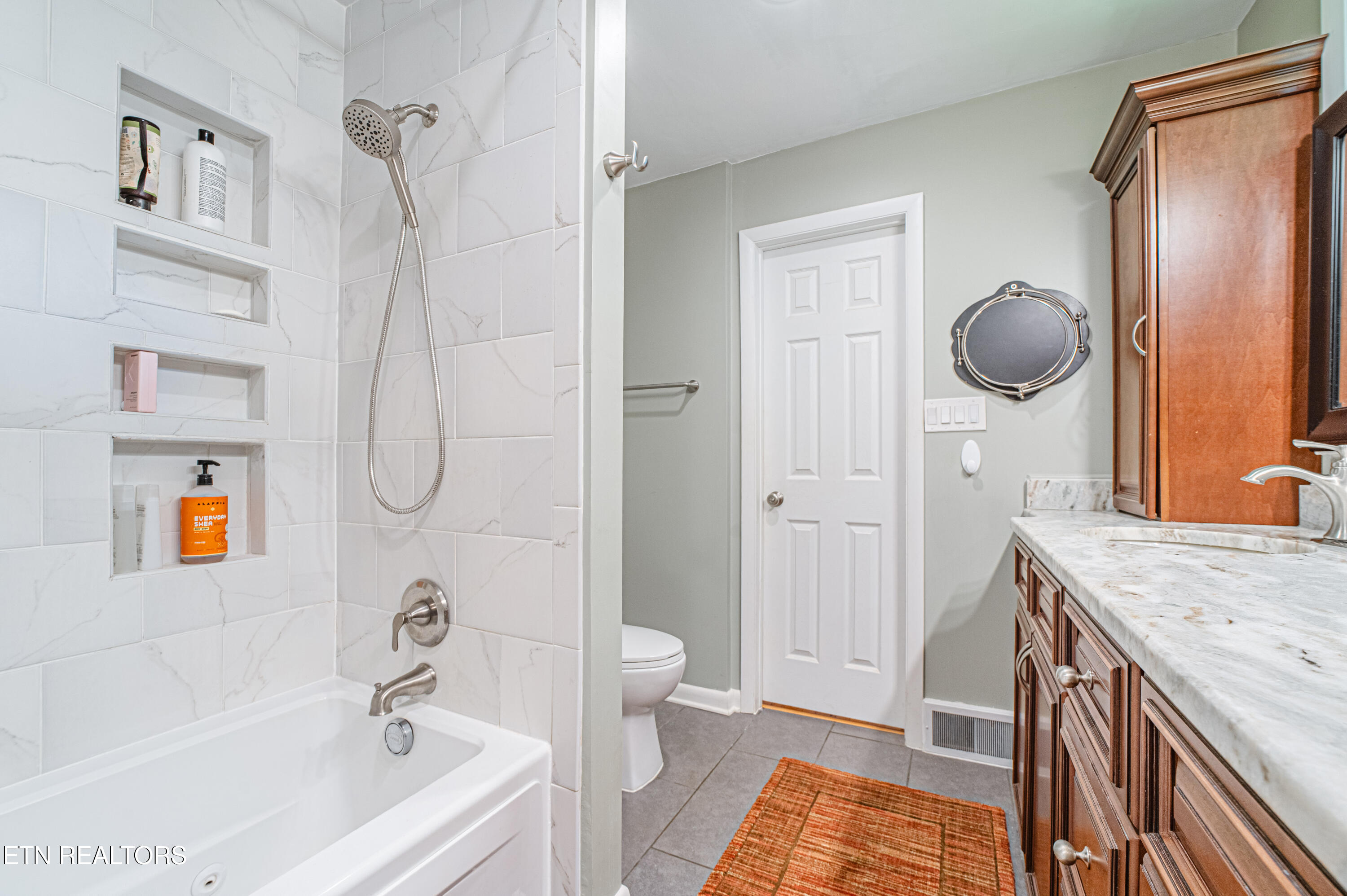 213 Golf Club Road Knoxville, TN 37919 - Photo 29 of 52 Axe-and-Arrow-Media-213-golfclub-V2-18