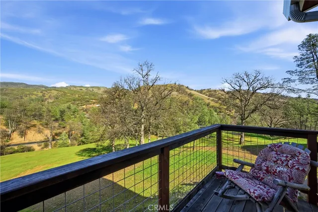 $399,000 | 16347 Pueblo Trail, Clearlake Oaks, CA 95423