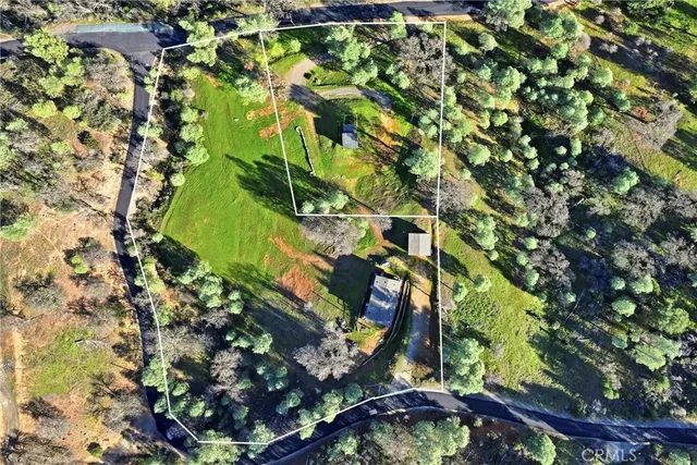 $399,000 | 16347 Pueblo Trail, Clearlake Oaks, CA 95423