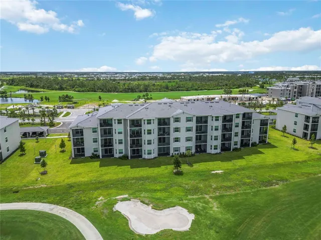 $4,000 | 17625 Opal Sand Drive, Unit 302, Venice, FL 34293