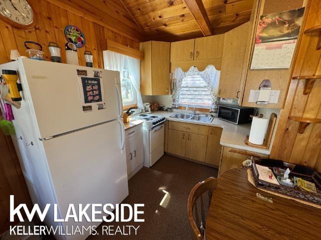4631 Port Austin Road Caseville, MI 48725 - Photo 10 of 20
