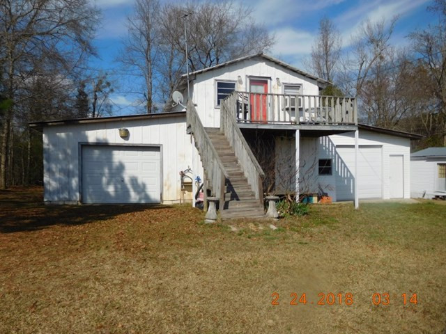 352 Lakeview Road La Grange, NC 28551 - Photo 18 of 18 2 Story Barn with Apartment