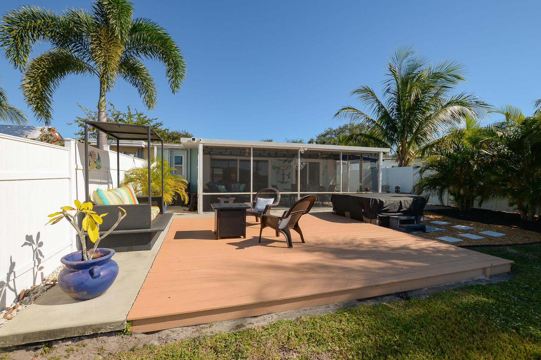 110 Southwest Hideaway Place Stuart, FL 34994 - Photo 30 of 35 LR-7072