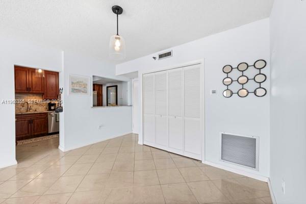3850 Washington Street, Unit 910 Hollywood, FL 33021 - Photo 10 of 23