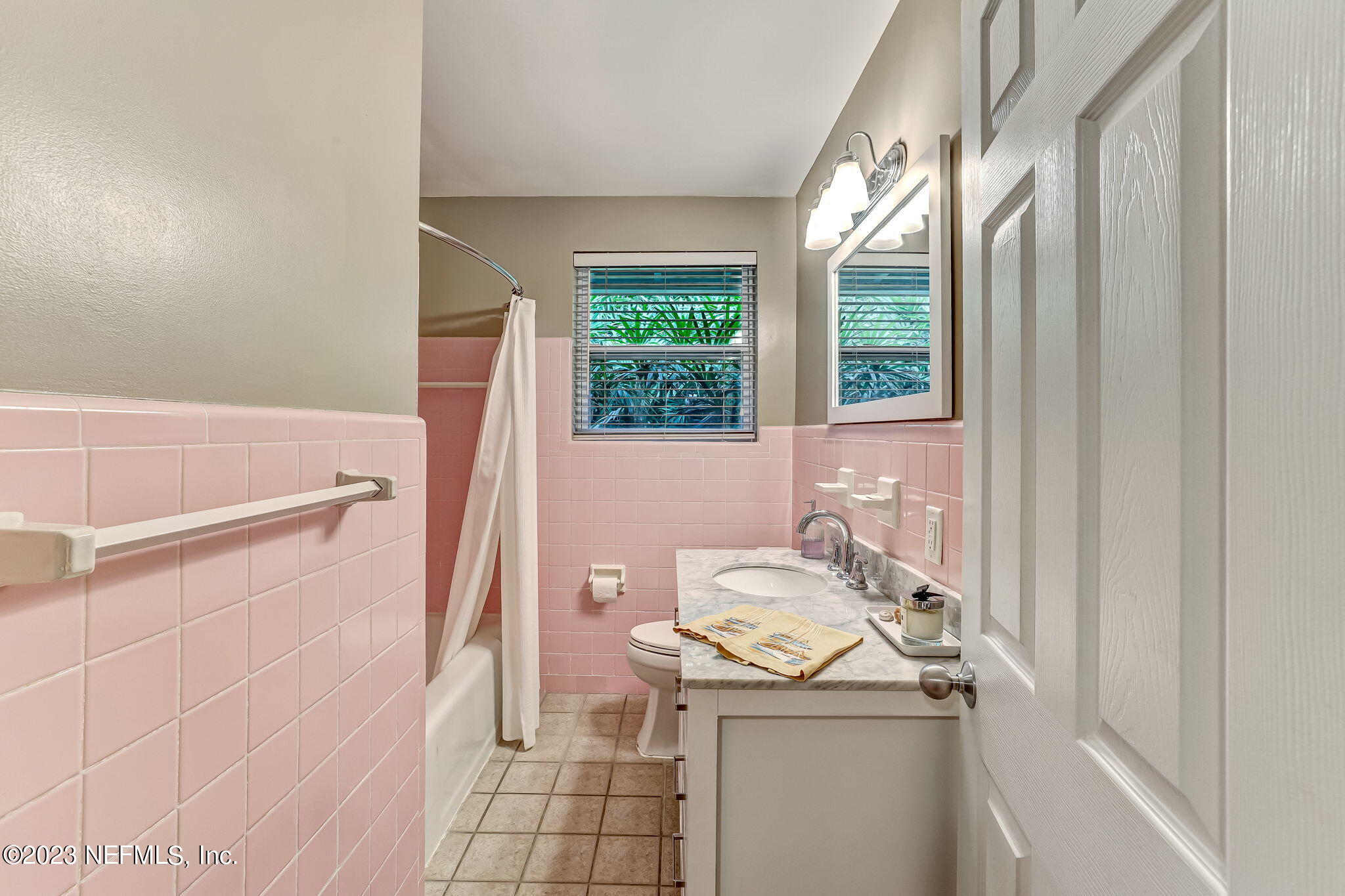 4249 Robin Hood Road Jacksonville, FL 32210 - Photo 24 of 39 27-web-or-mls-LR_4249_Robin_Hood_Rd_AA-2