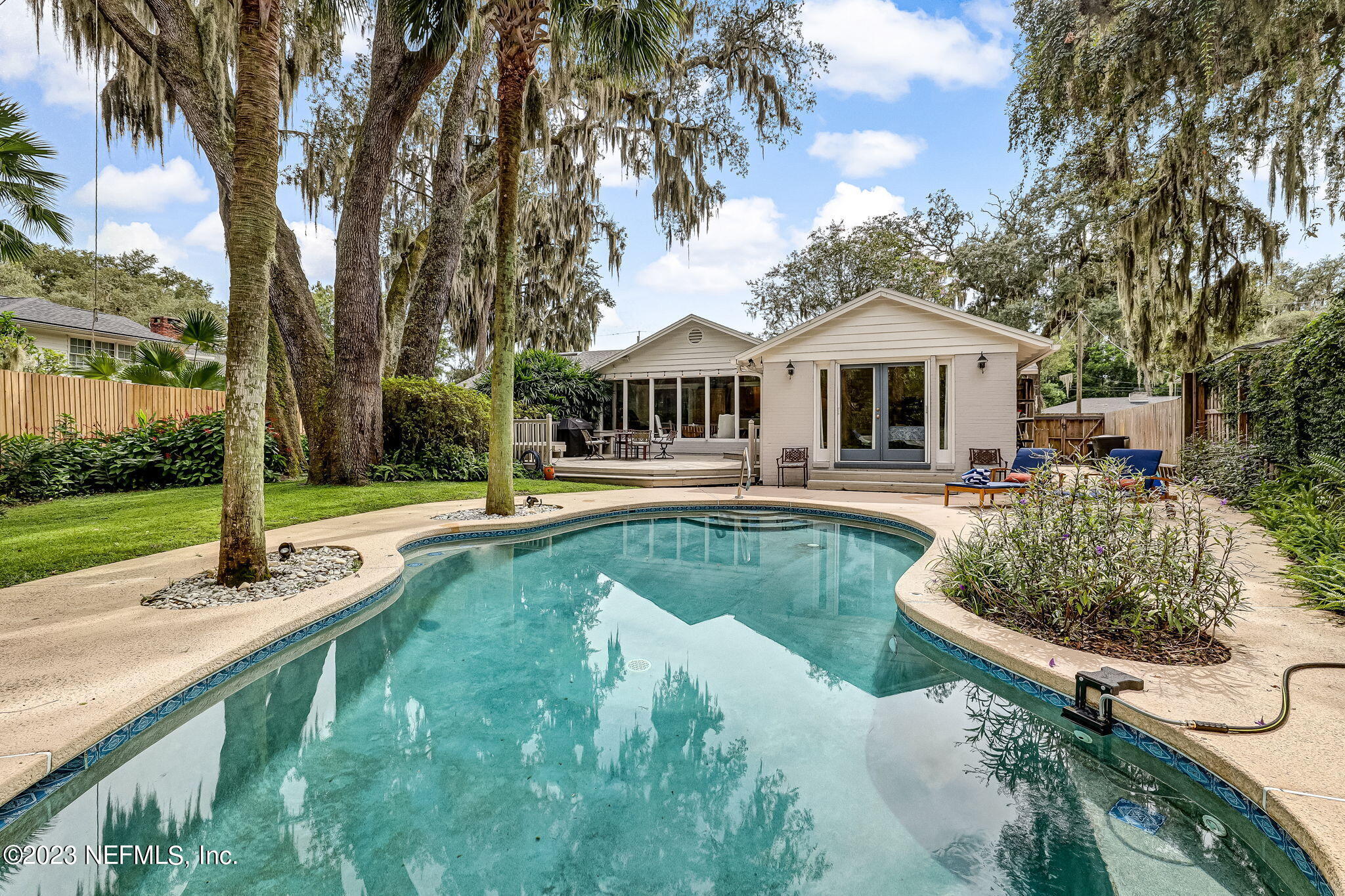 4249 Robin Hood Road Jacksonville, FL 32210 - Photo 34 of 39 37-web-or-mls-LR_4249_Robin_Hood_Rd_AA-3