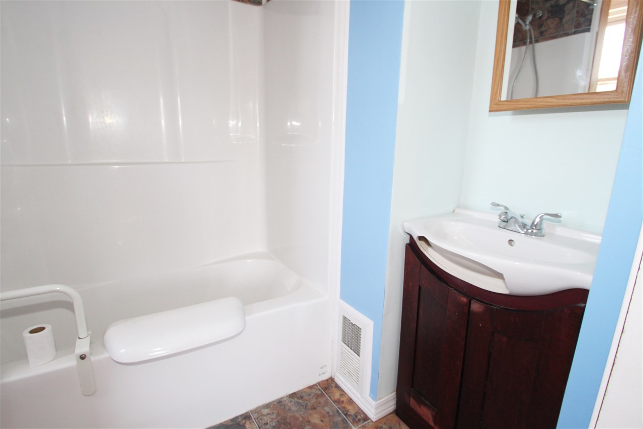 18 Schley Street Rochester, NH 03867 - Photo 11 of 28