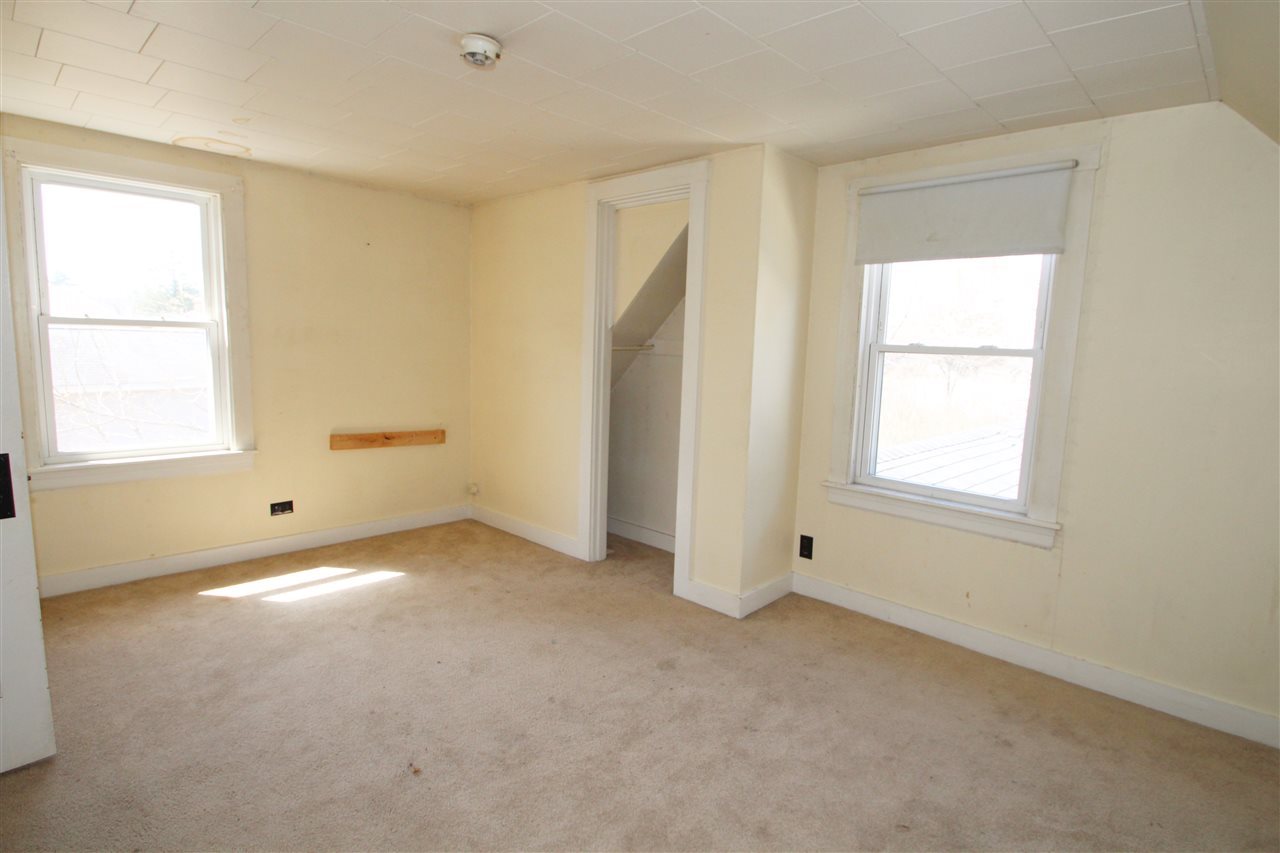 18 Schley Street Rochester, NH 03867 - Photo 15 of 28