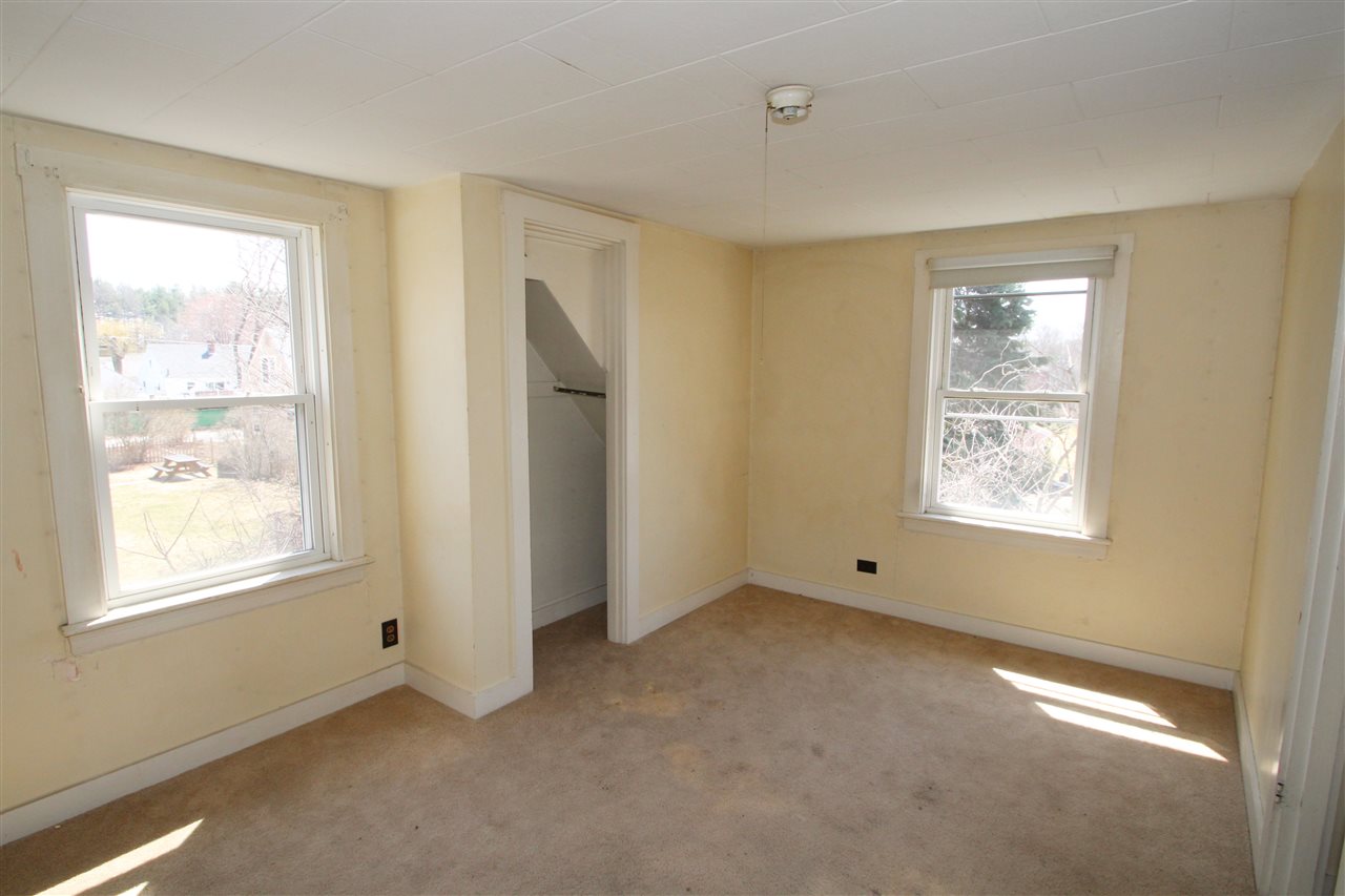 18 Schley Street Rochester, NH 03867 - Photo 16 of 28