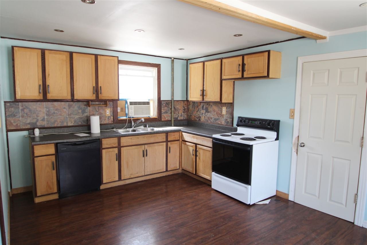 18 Schley Street Rochester, NH 03867 - Photo 6 of 28