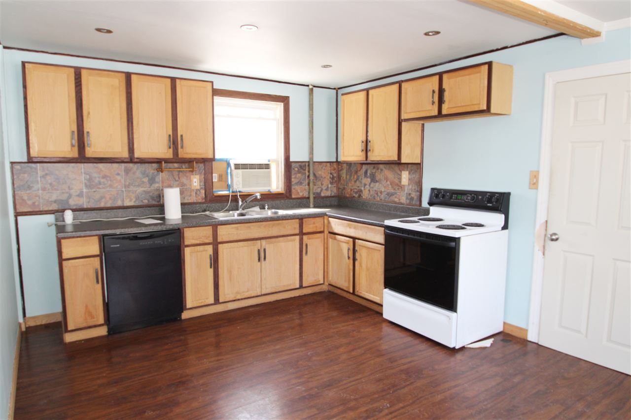 18 Schley Street Rochester, NH 03867 - Photo 7 of 28