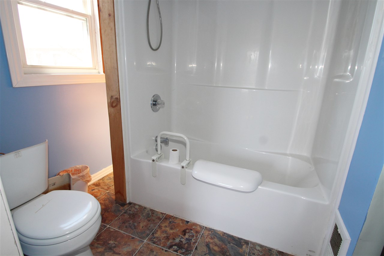 18 Schley Street Rochester, NH 03867 - Photo 10 of 28