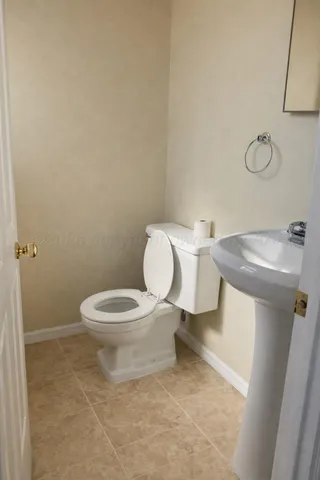 $1,600 | 1234 Sycamore Avenue, Amarillo, TX 79107