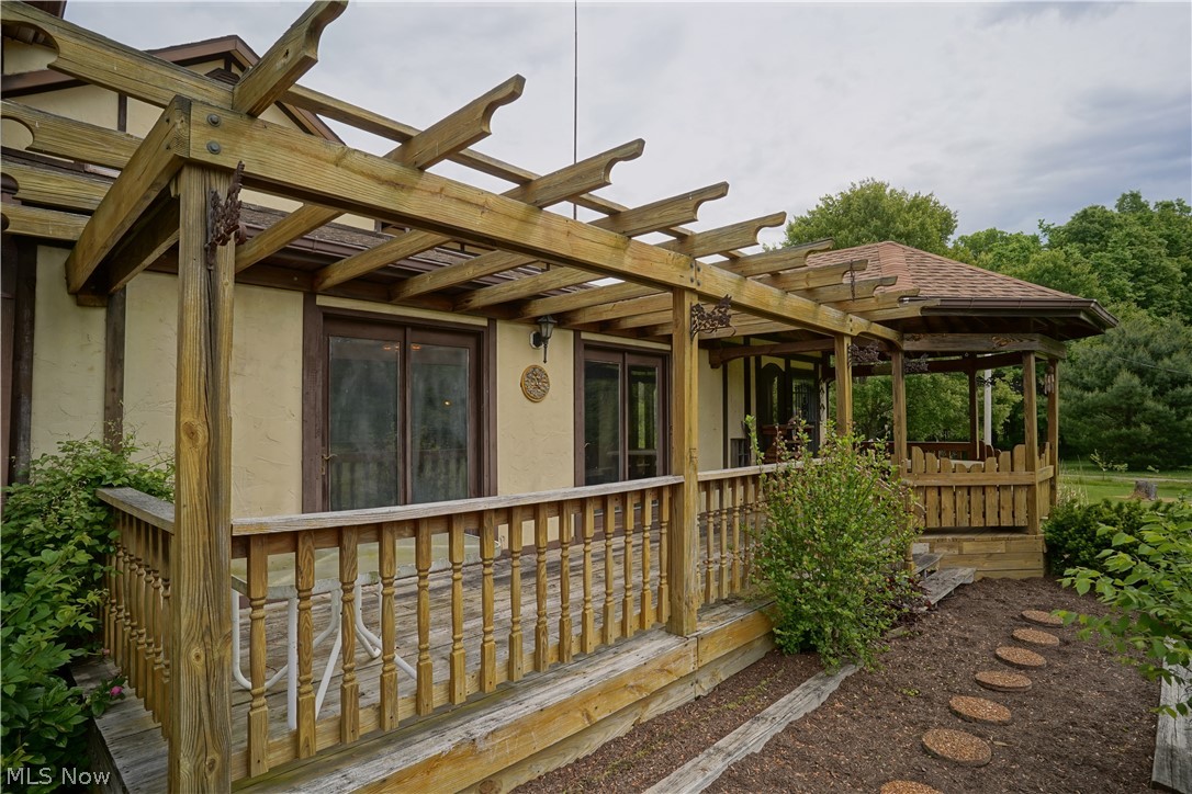 10530 Gilbert Road Newton Falls, OH 44444 - Photo 26 of 35 Gallery Image 26