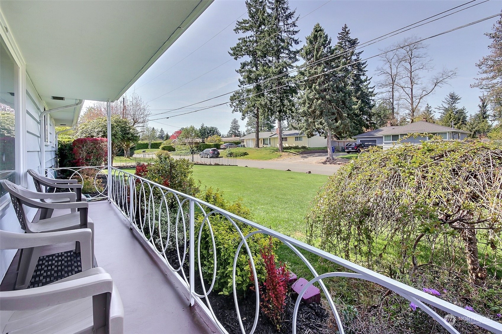 8605 Terrace Road Southwest Lakewood, WA 98498 - Photo 2 of 16 a view of balcony with furniture