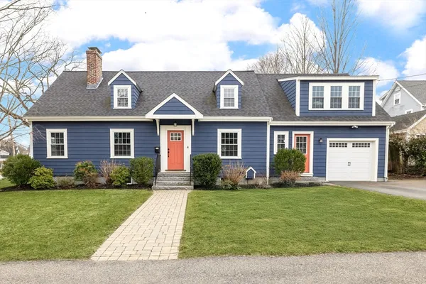 $1,545,000 | 4 Greenough Street, Needham, MA 02494
